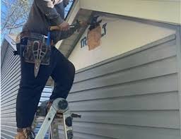 Best Siding Removal and Disposal  in Foresthill, CA